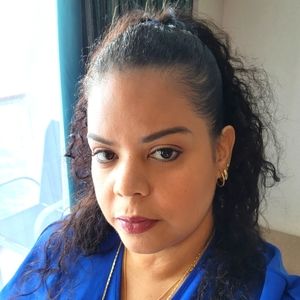 Meet your Posher, Adalgiza